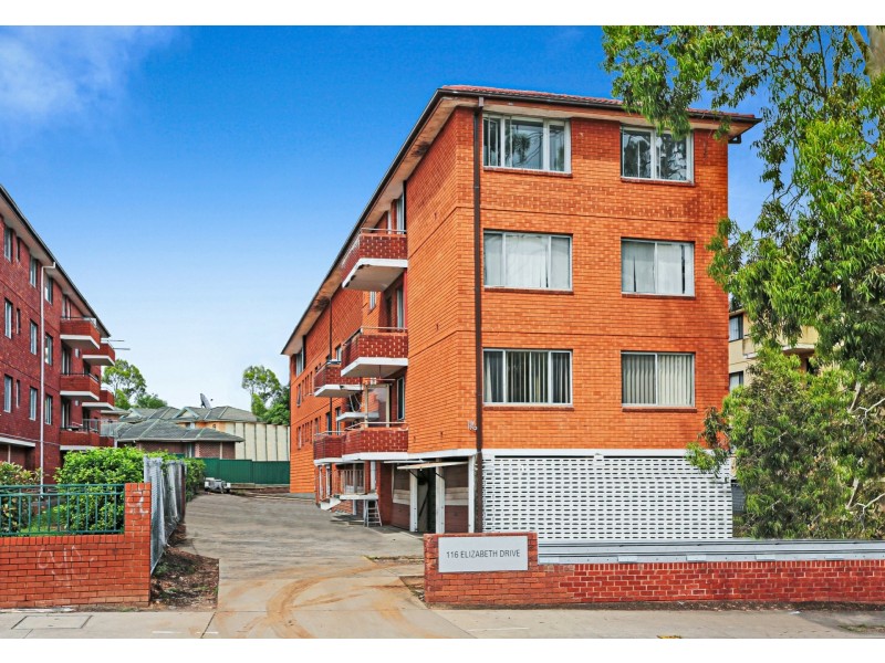 Unit 1/116 Elizabeth Drive, Liverpool NSW 2170