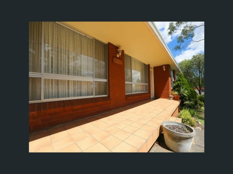 26 Bunbury Road, Macquarie Fields NSW 2564