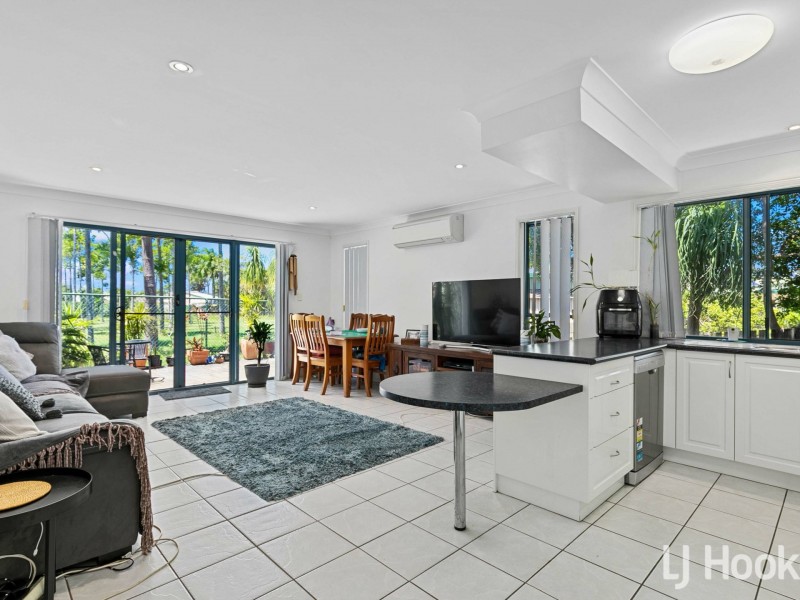 2 Dromedary Place, Macquarie Links NSW 2565