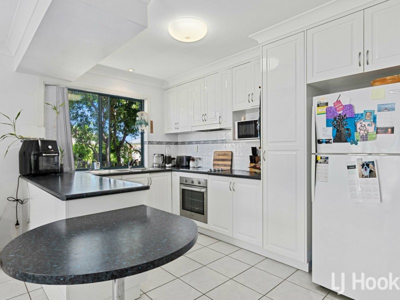 2 Dromedary Place, Macquarie Links NSW 2565