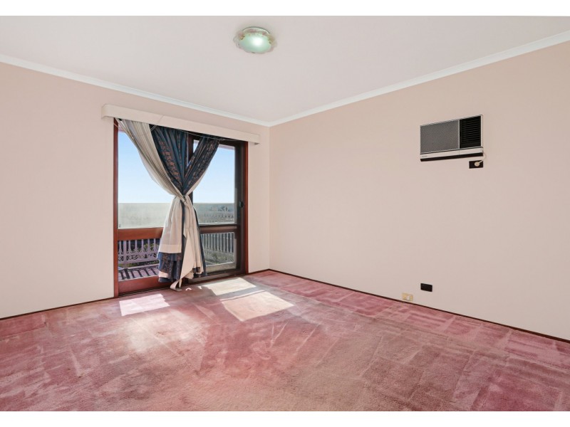 9 Keighran Place, Minto NSW 2566