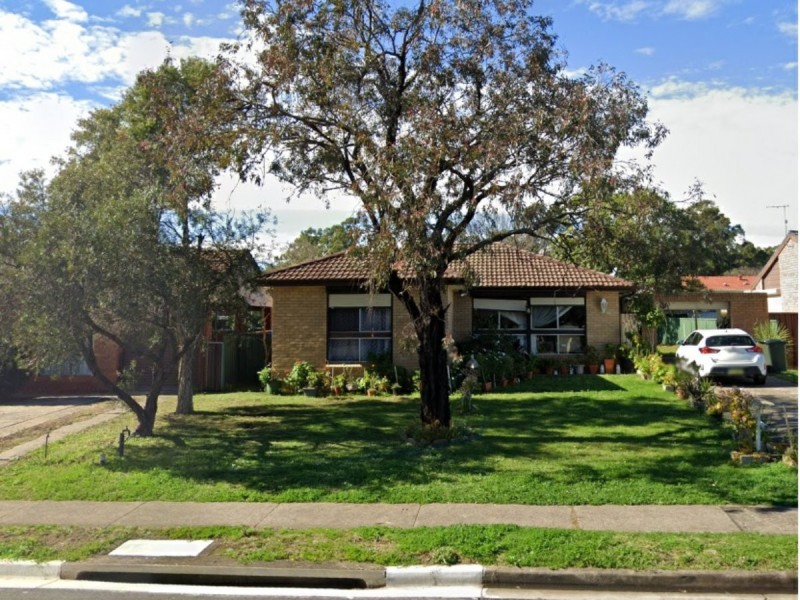22 Guernsey Avenue, Minto NSW 2566