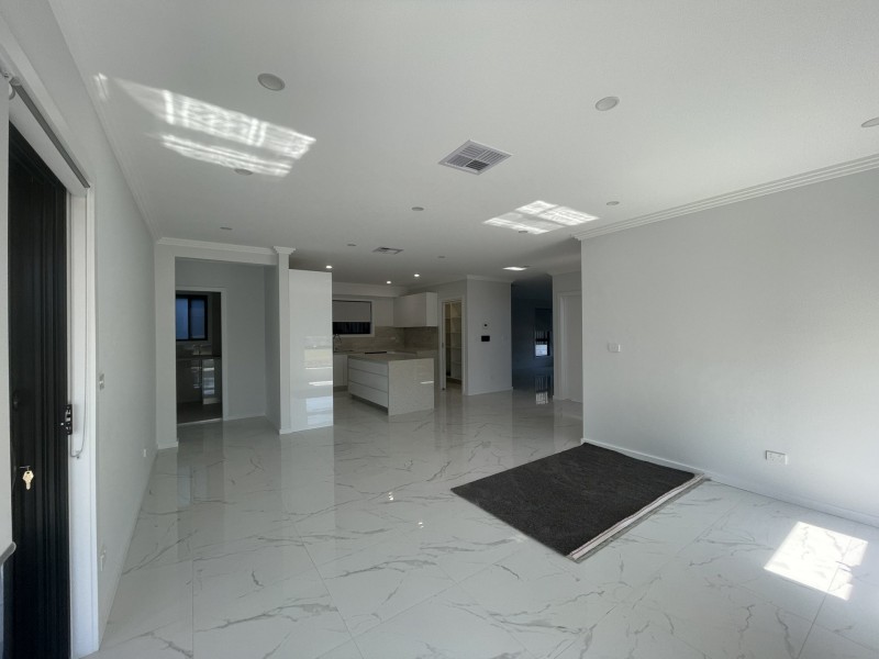 9 Doyle Street, Campbelltown NSW 2560