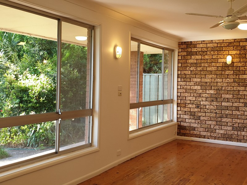 26 Bunbury Road, Macquarie Fields NSW 2564