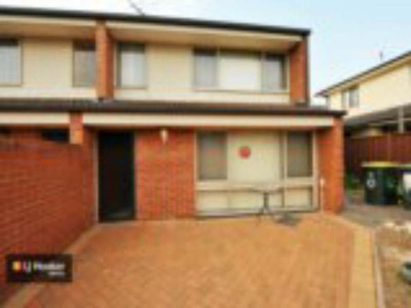 Unit 10/50-52 Third Avenue, Macquarie Fields NSW 2564