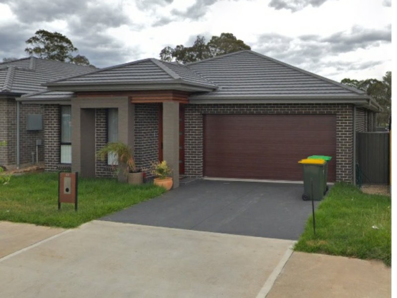 42 Arkley Avenue, Claymore NSW 2559