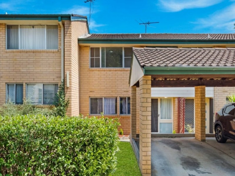Unit 5/34 Saywell Road, Macquarie Fields NSW 2564
