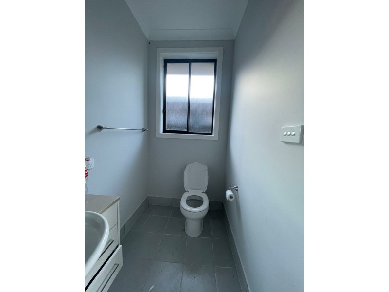 22 Herd Street, Oran Park NSW 2570