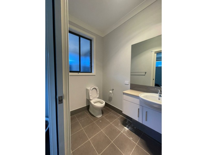 22 Herd Street, Oran Park NSW 2570