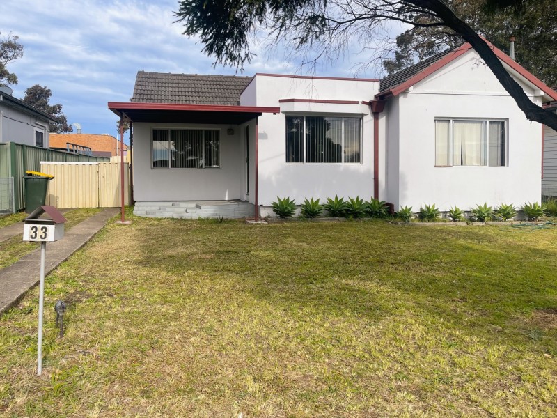 33 Parliament Road, Macquarie Fields NSW 2564