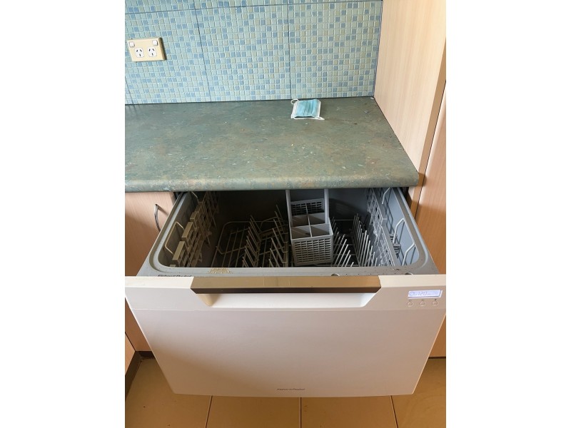 33 Parliament Road, Macquarie Fields NSW 2564