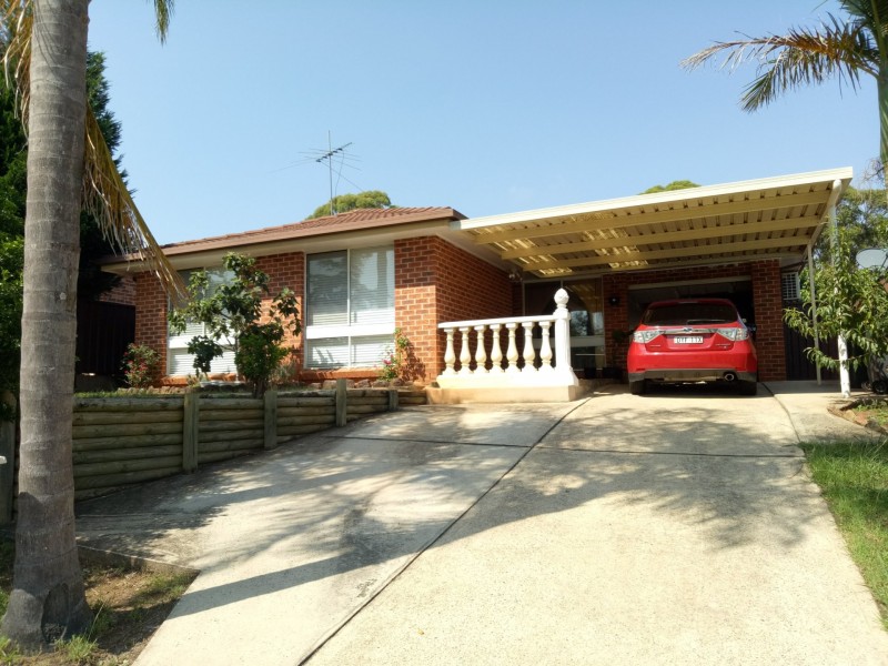 8 Vauxhall Place, Ingleburn NSW 2565