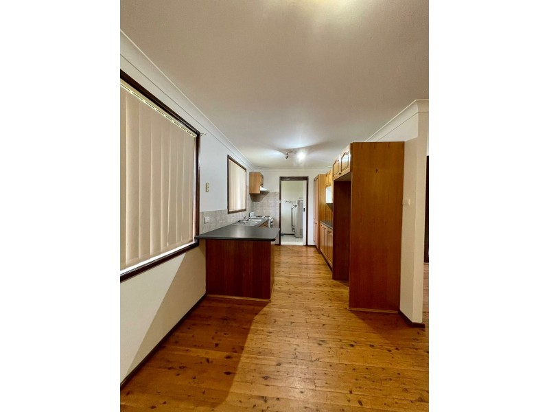 11 Chaperon Crescent, Minto NSW 2566