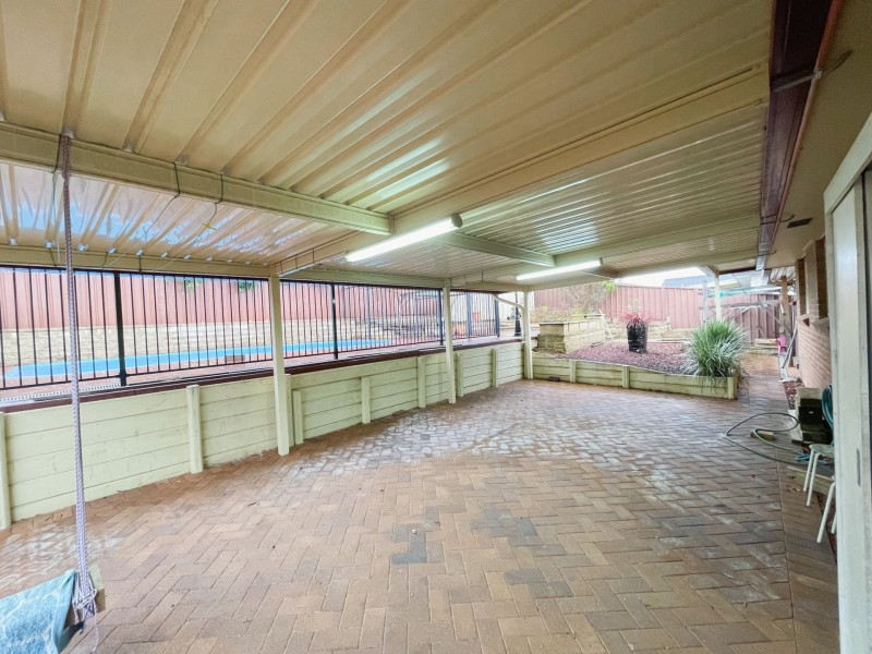 12 Hewitt Place, Minto NSW 2566