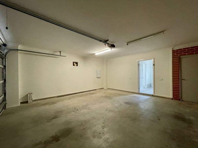 15 Corbett Close, Spring Farm NSW 2570