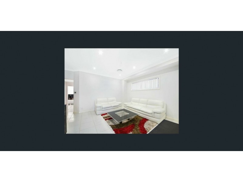 17 Pioneer Drive, Carnes Hill NSW 2171