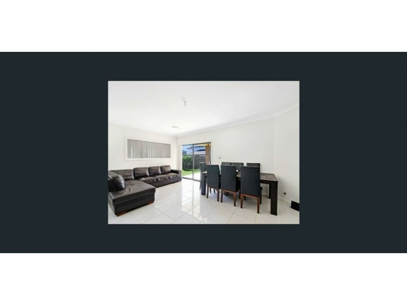 17 Pioneer Drive, Carnes Hill NSW 2171