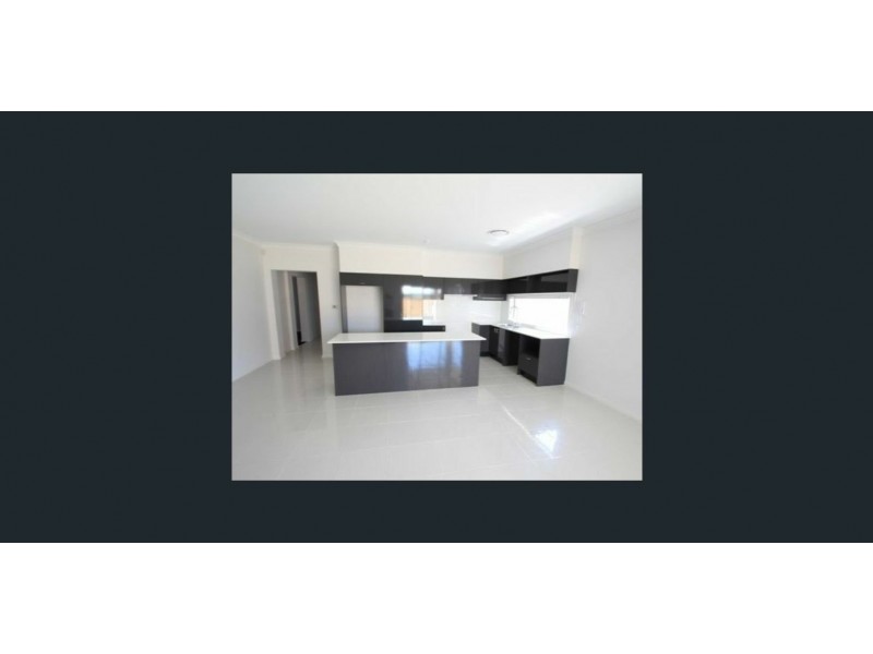 17 Pioneer Drive, Carnes Hill NSW 2171