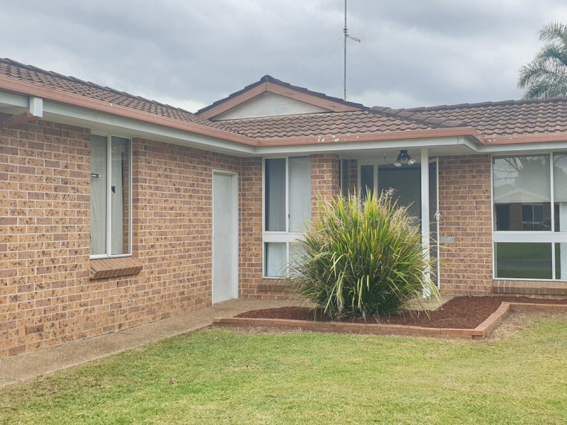 4 Blackwood Avenue, Minto NSW 2566