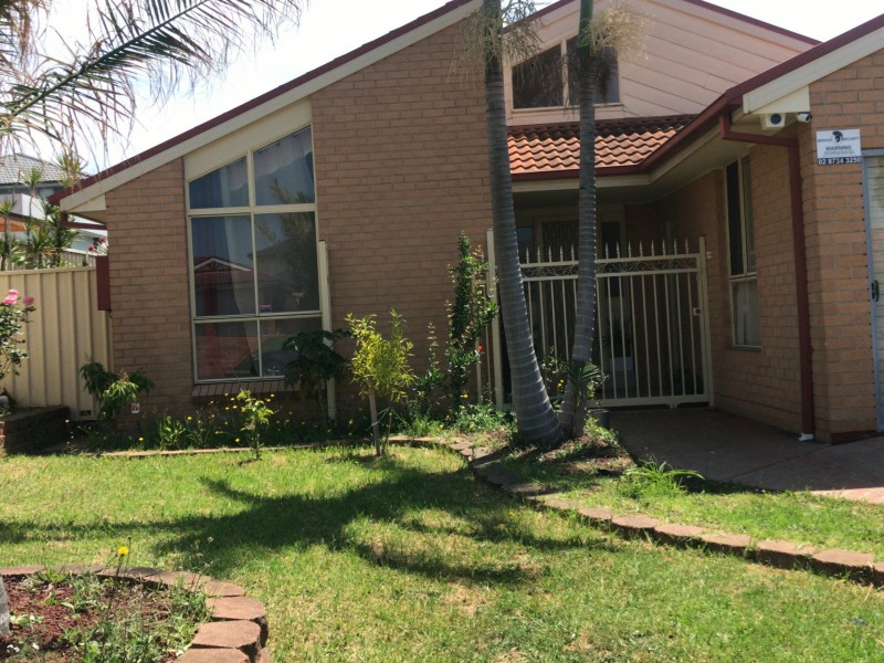 256 braidwood Drive, Prestons NSW 2170