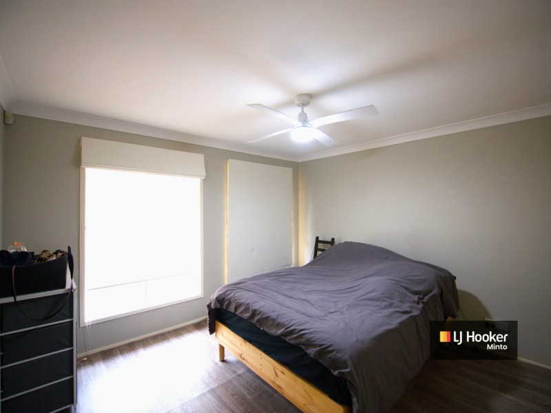 7 Poppy Place, Macquarie Fields NSW 2564