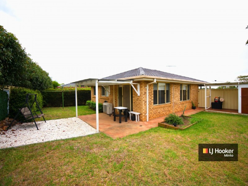 7 Poppy Place, Macquarie Fields NSW 2564