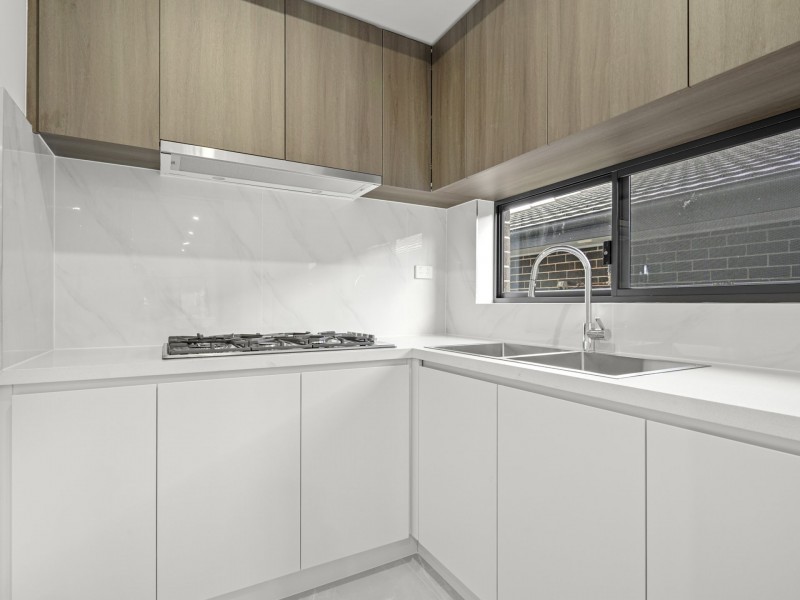 31A Fieldhouse Circuit, Campbelltown NSW 2560