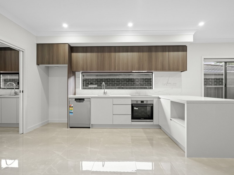 31A Fieldhouse Circuit, Campbelltown NSW 2560