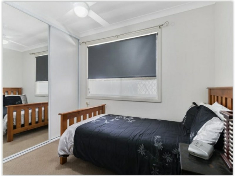 5 Scribbly Pl, Macquarie Fields NSW 2564