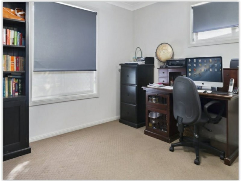 5 Scribbly Pl, Macquarie Fields NSW 2564