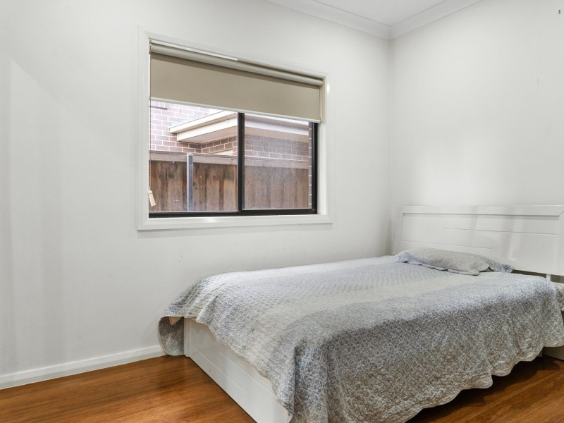 8 Yengo St, Minto NSW 2566