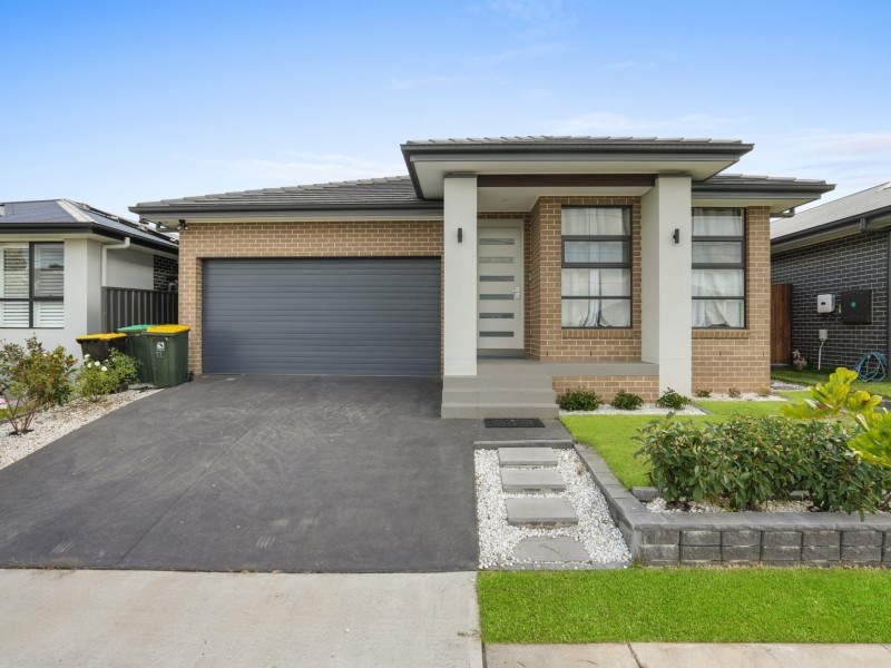 22 Herd Street, Oran Park NSW 2570