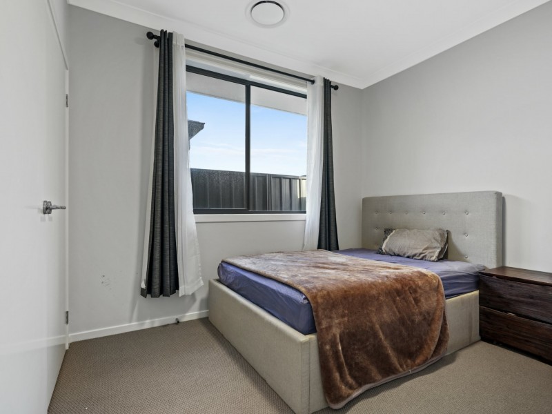 22 Herd Street, Oran Park NSW 2570