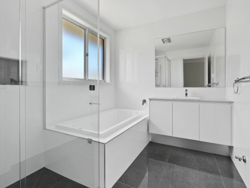 17B Eddington Road, Campbelltown NSW 2560