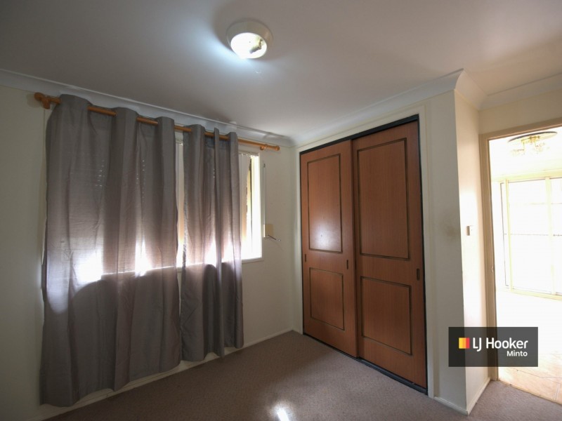 21 Norman Dunlop Crescent, Minto NSW 2566