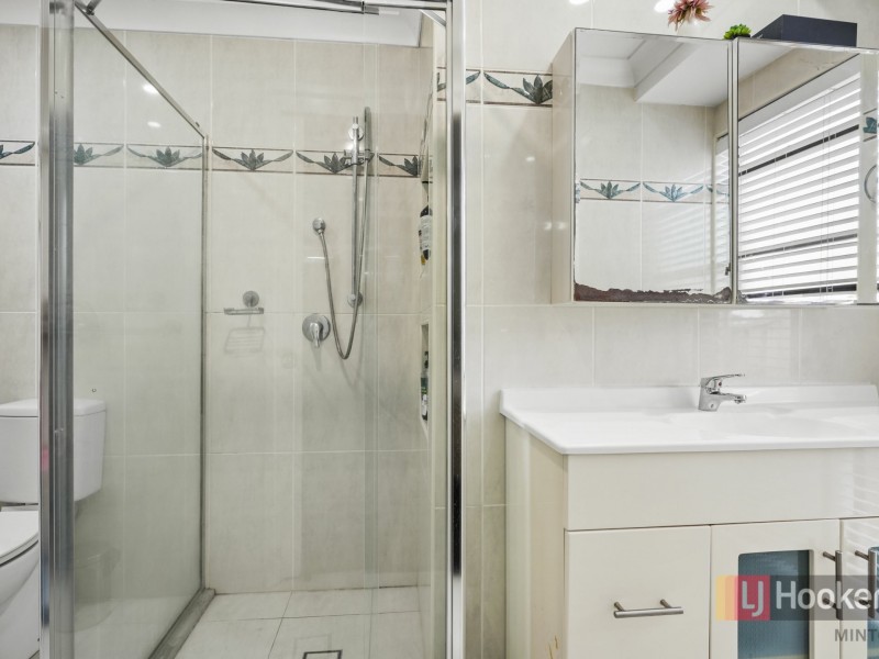 2 Hewitt Pl, Minto NSW 2566