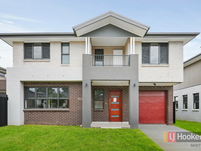 11 Ehrlich St, Campbelltown NSW 2560
