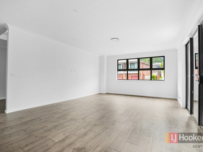 11 Ehrlich St, Campbelltown NSW 2560