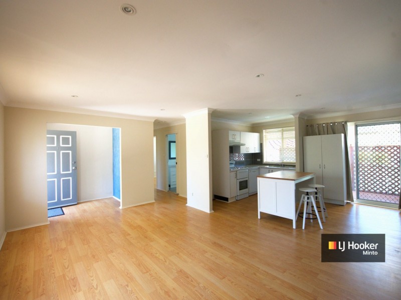 Villa 1/14 Westmoreland Road, Minto NSW 2566