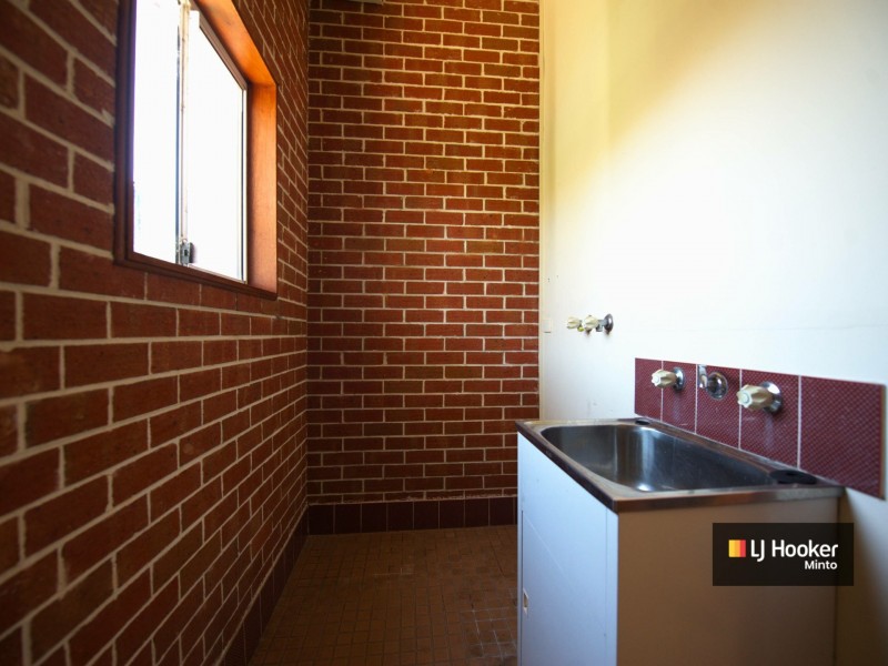 Villa 1/14 Westmoreland Road, Minto NSW 2566