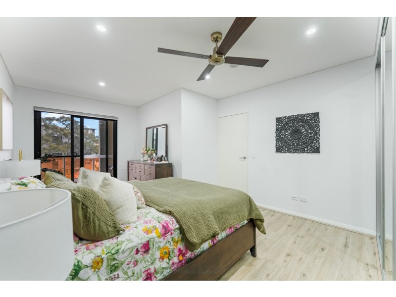 Apartment 13/2-10 Tyler Street, Campbelltown NSW 2560