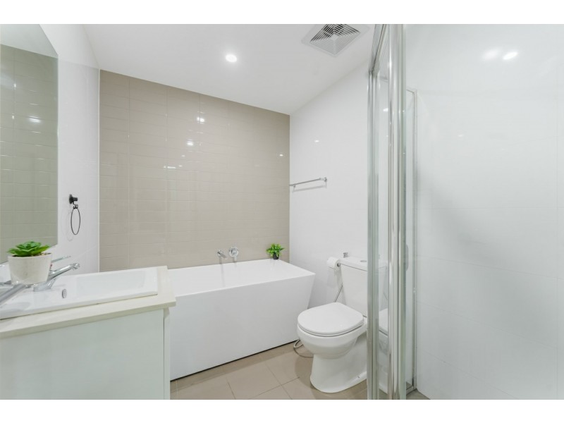 Apartment 13/2-10 Tyler Street, Campbelltown NSW 2560