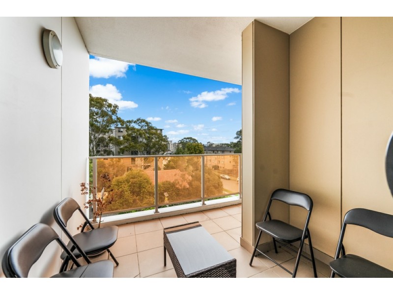 Apartment 13/2-10 Tyler Street, Campbelltown NSW 2560