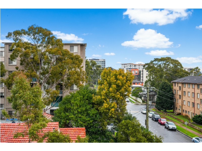 Apartment 13/2-10 Tyler Street, Campbelltown NSW 2560