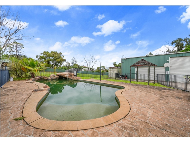 42 Eagleview Road, Minto NSW 2566