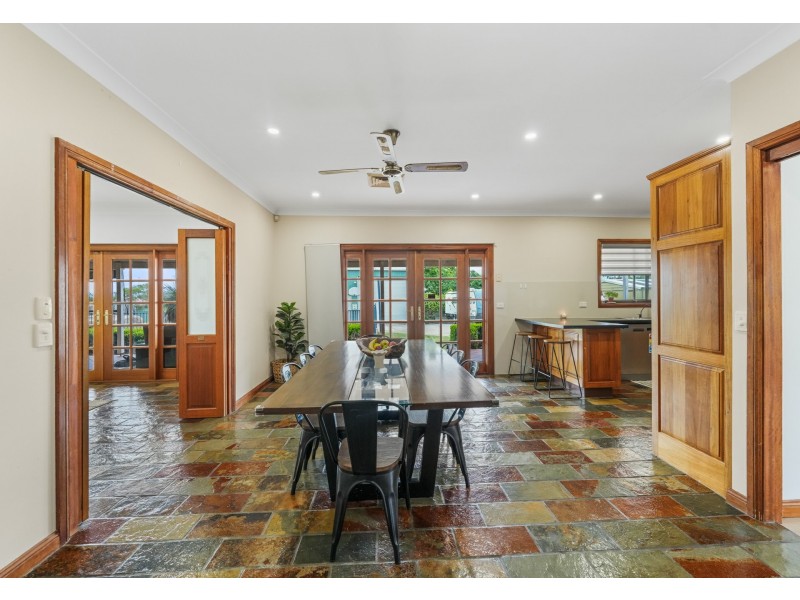 42 Eagleview Road, Minto NSW 2566