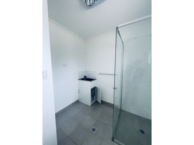 7A Lotus Pl, Macquarie Fields NSW 2564