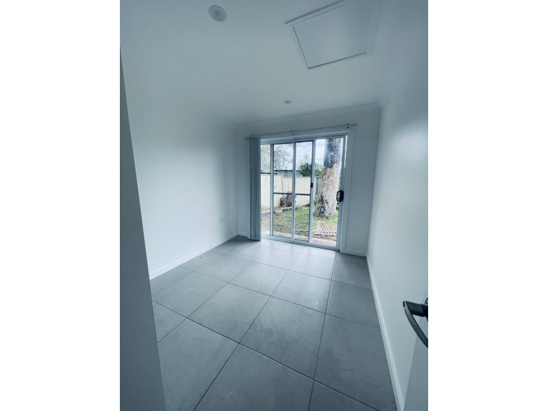 7A Lotus Pl, Macquarie Fields NSW 2564