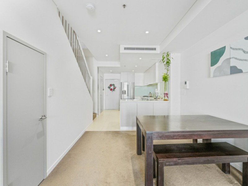 Unit 705B/8 Bourke Street, Mascot NSW 2020