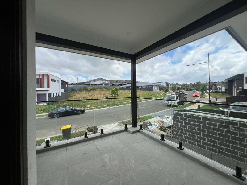12 Chinnocks Avenue, Campbelltown NSW 2560